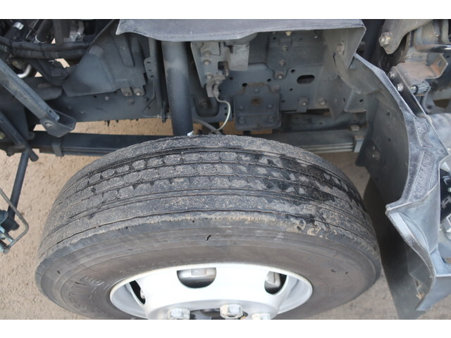 いすゞエルフパッカー車（塵芥車）小型（2t・3t）[写真25]