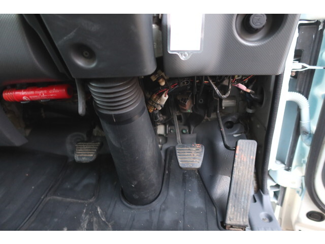 いすゞエルフパッカー車（塵芥車）小型（2t・3t）[写真27]