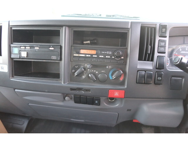 いすゞエルフパッカー車（塵芥車）小型（2t・3t）[写真30]