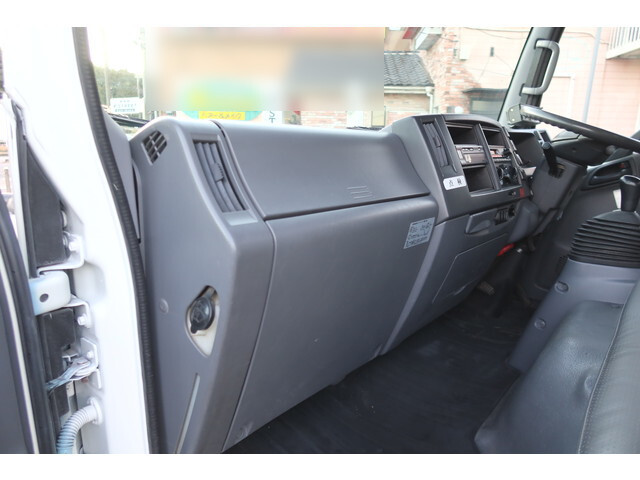 いすゞエルフパッカー車（塵芥車）小型（2t・3t）[写真33]