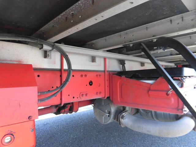 三菱ふそうファイターアルミウイング中型（4t）[写真17]