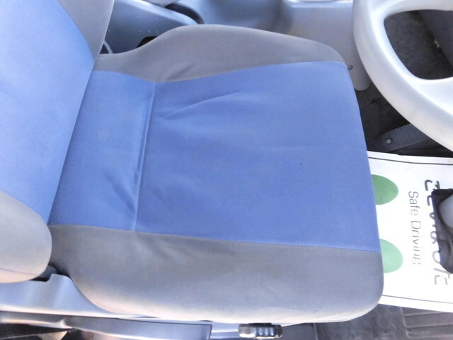 三菱ふそうファイターアルミウイング中型（4t）[写真23]