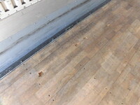 三菱ふそうファイターアルミウイング中型（4t）[写真30]