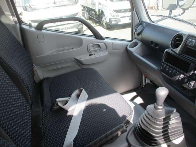 トヨタダイナ平ボディ小型（2t・3t）[写真18]