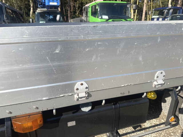 いすゞフォワードクレーン6段中型（4t）[写真40]