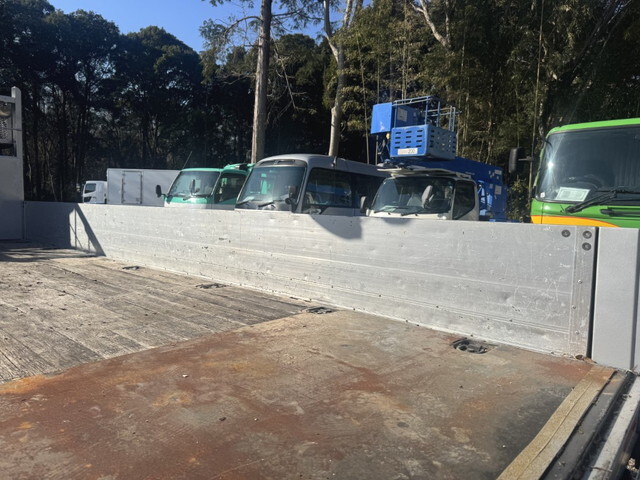 いすゞフォワードクレーン6段中型（4t）[写真06]