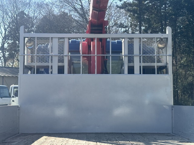 いすゞフォワードクレーン6段中型（4t）[写真08]