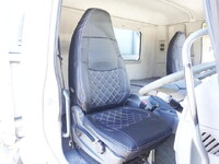 三菱ふそうファイターアルミウイング増トン（6t・8t）[写真23]