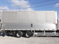 三菱ふそうファイターアルミウイング増トン（6t・8t）[写真07]