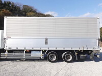 三菱ふそうファイターアルミウイング増トン（6t・8t）[写真09]