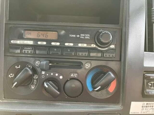 いすゞフォワード深ダンプ（土砂禁ダンプ）中型（4t）[写真15]