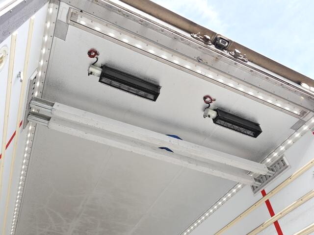 UDトラックスクオン冷凍車（冷蔵車）大型（10t）[写真12]