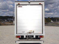 いすゞエルフアルミバン小型（2t・3t）[写真02]