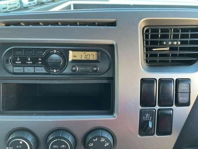 日産コンドル平ボディ中型（4t）[写真10]