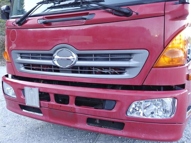 日野レンジャーアルミバン中型（4t）[写真03]