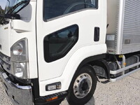 いすゞフォワードアルミバン中型（4t）[写真09]