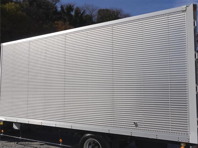 マツダエルフアルミバン小型（2t・3t）[写真10]