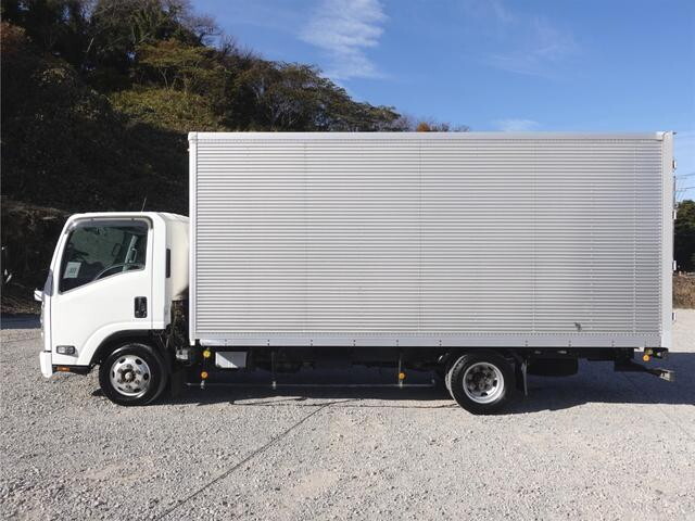 マツダエルフアルミバン小型（2t・3t）[写真11]