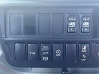 日野デュトロダブルキャブ（Wキャブ）小型（2t・3t）[写真12]