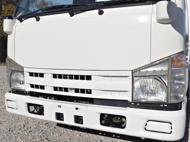 日産エルフ冷凍車（冷蔵車）小型（2t・3t）[写真03]