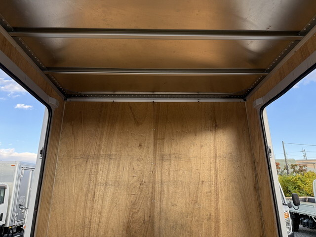 日産アトラスアルミバン小型（2t・3t）[写真14]