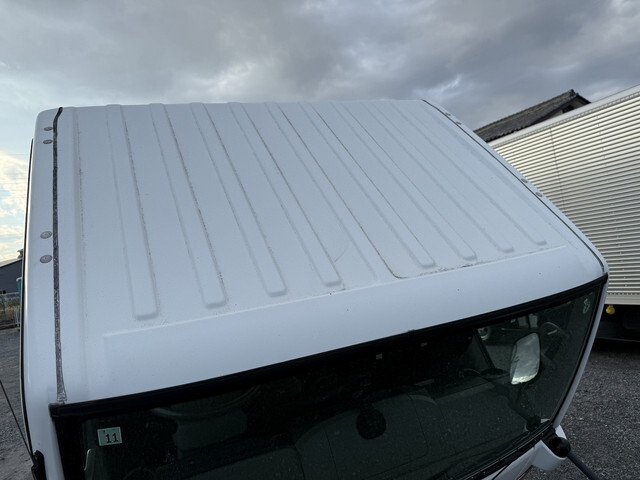 日産アトラスアルミバン小型（2t・3t）[写真21]