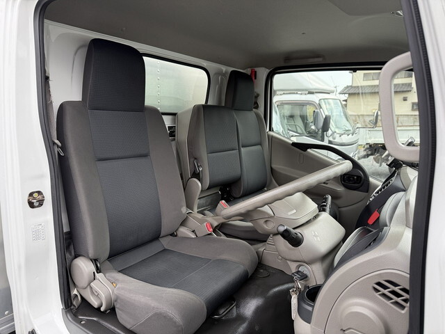 日産アトラスアルミバン小型（2t・3t）[写真27]