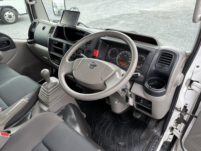 日産アトラスアルミバン小型（2t・3t）[写真28]