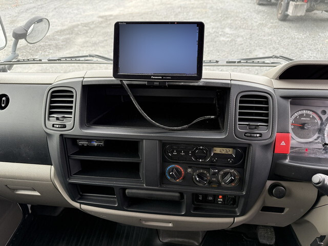 日産アトラスアルミバン小型（2t・3t）[写真32]