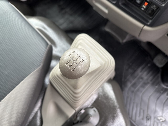 日産アトラスアルミバン小型（2t・3t）[写真34]