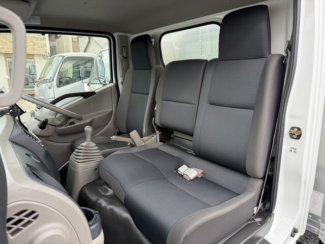 日産アトラスアルミバン小型（2t・3t）[写真37]