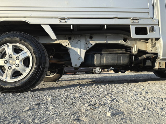 トヨタライトエース平ボディ小型（2t・3t）[写真15]