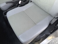 トヨタライトエース平ボディ小型（2t・3t）[写真36]