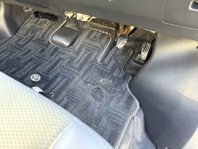 トヨタライトエース平ボディ小型（2t・3t）[写真32]