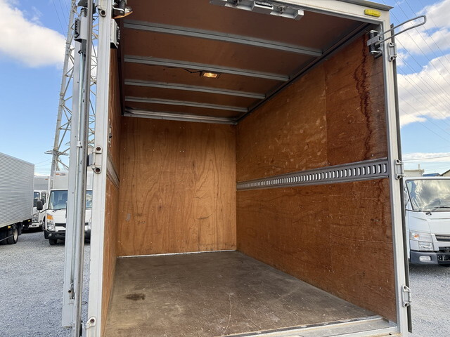 トヨタダイナパネルバン小型（2t・3t）[写真11]