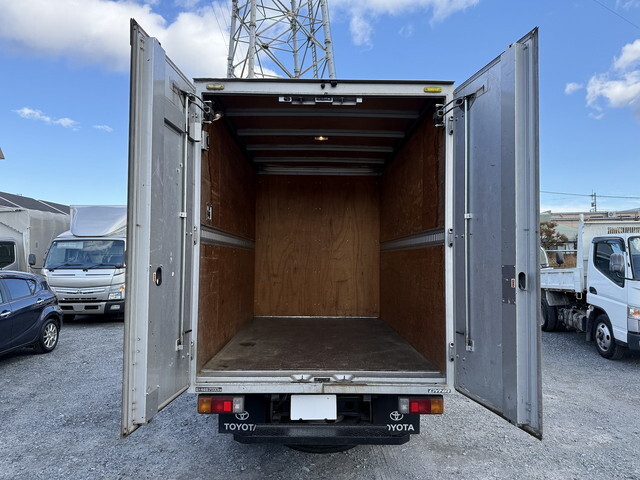 トヨタダイナパネルバン小型（2t・3t）[写真07]