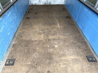 トヨタトヨエースアルミウイング小型（2t・3t）[写真12]