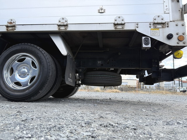 トヨタトヨエースアルミウイング小型（2t・3t）[写真23]
