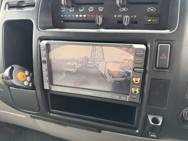 トヨタトヨエースアルミウイング小型（2t・3t）[写真33]