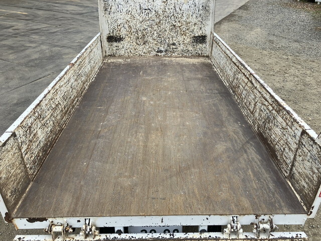 三菱ふそうキャンターダンプ小型（2t・3t）[写真11]