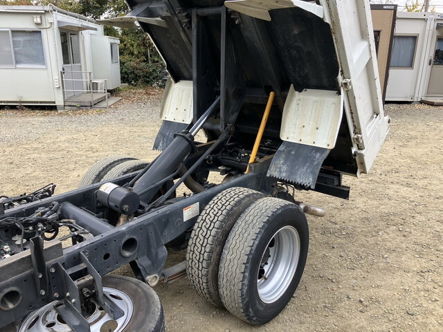 三菱ふそうキャンターダンプ小型（2t・3t）[写真13]