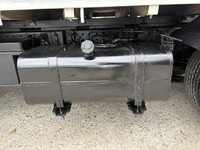 三菱ふそうキャンター平ボディ小型（2t・3t）[写真16]