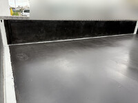 三菱ふそうキャンター平ボディ小型（2t・3t）[写真23]