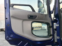 UDトラックスクオンアルミウイング大型（10t）[写真17]