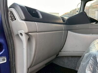 UDトラックスクオンアルミウイング大型（10t）[写真20]