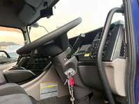 UDトラックスクオンアルミウイング大型（10t）[写真21]