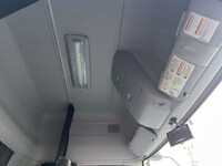 UDトラックスクオンアルミウイング大型（10t）[写真23]