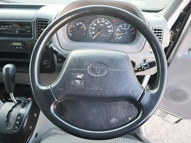 トヨタダイナパネルバン小型（2t・3t）[写真04]