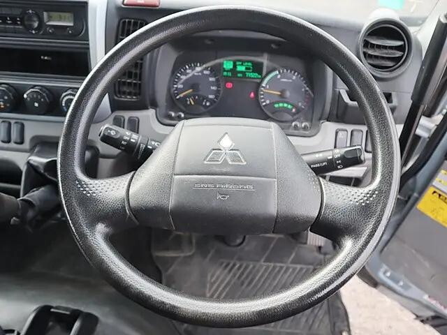 三菱ふそうキャンターダンプ小型（2t・3t）[写真04]