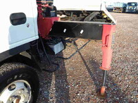 UDトラックスコンドルセーフティクレーン3段小型（2t・3t）[写真11]